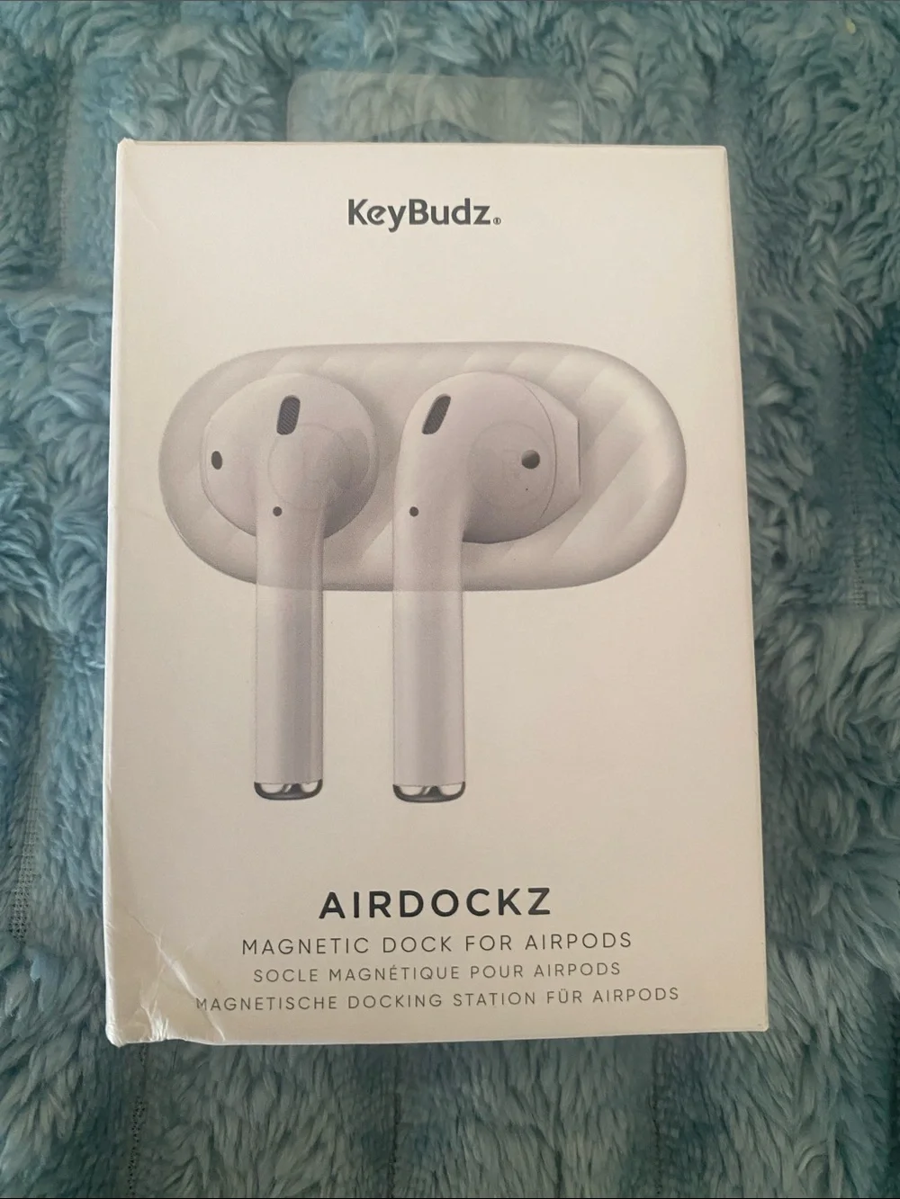 KeyBudz White AirDockz Magnetic Dock for AirPods - White